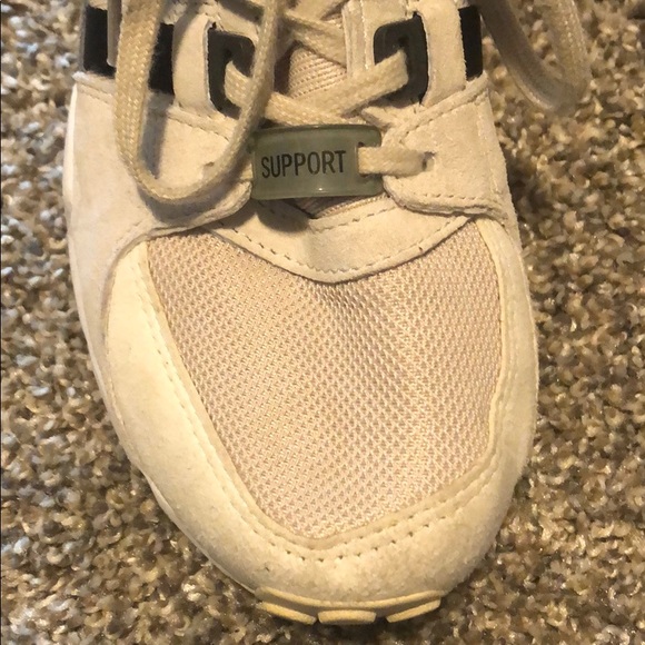 Adidas shoes - Picture 6 of 11